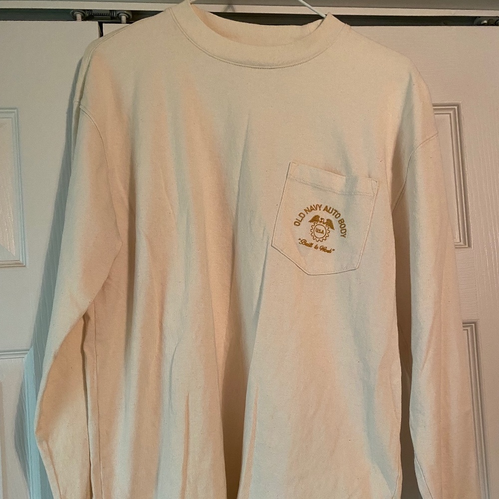 Old Navy long sleeve tshirt